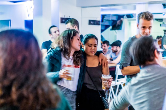 ocial Nights at Wombar Vienna: Your Meeting Spot for Global Connections