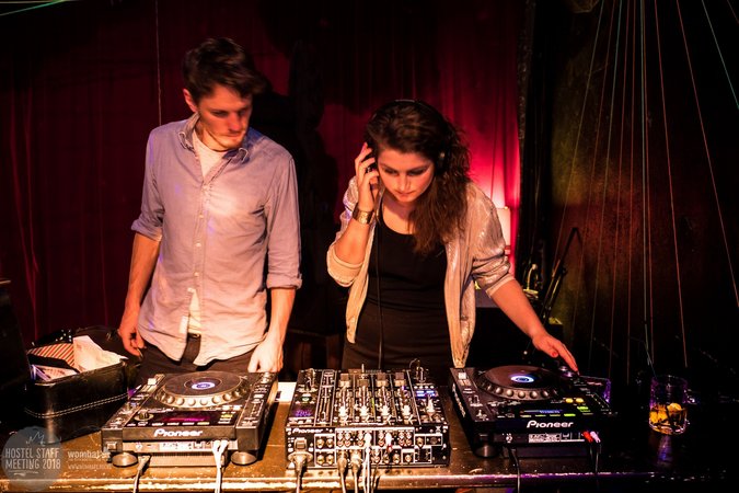 Wombar Vienna: Beats, Bass, and Good Times in the City's Coolest Spot"