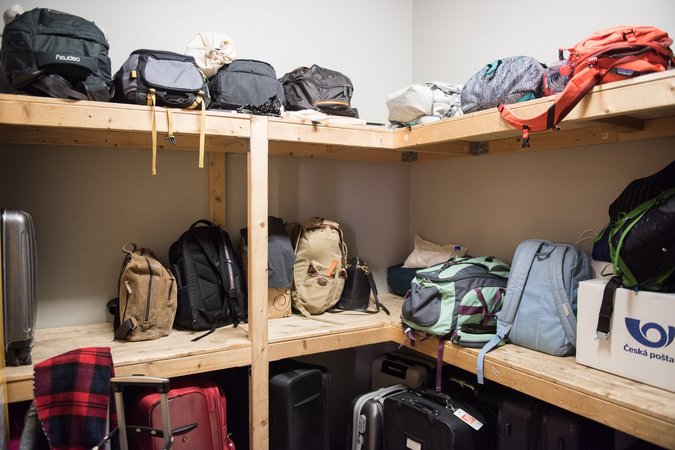 Wombat's city hostel munich hauptbahnhof luggage room